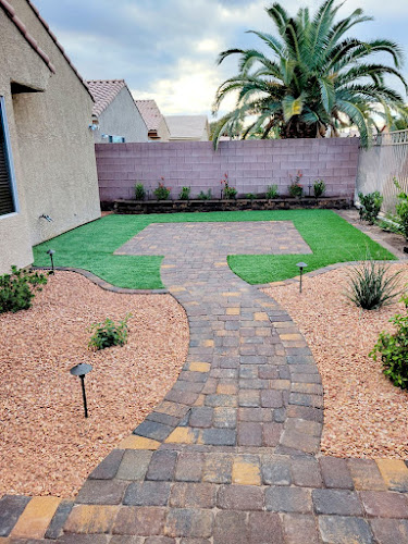 Kenys Landscaping & Maintenance Landscaper in Henderson, NV photo