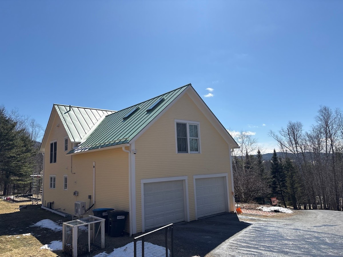 Exteriors & Renovation Roofing Contractor in Shelburne, VT photo