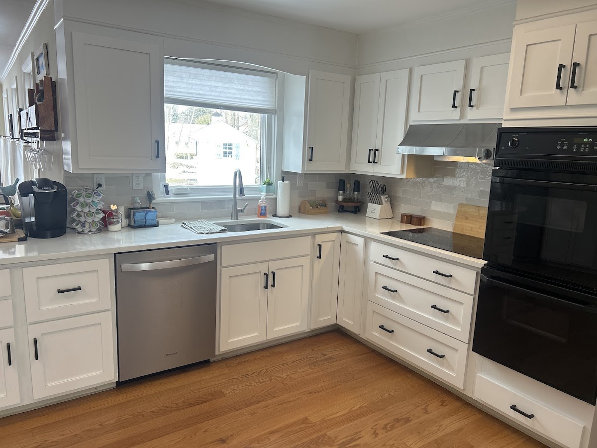 Kitchen Cabinet Resurfacing Kitchen Remodeler in Bridgeport, CT photo