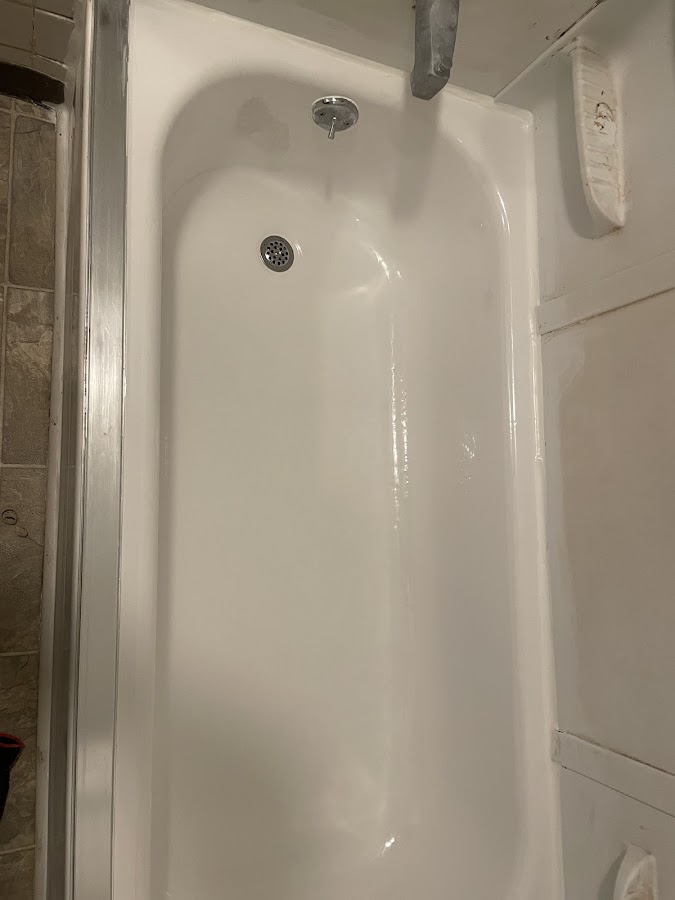 Superior Refinishing Systems Bathroom Remodeler in Independence, MO photo