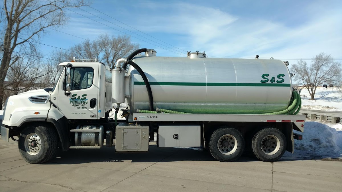 S & S Pumping Service Septic System Service in Blair, NE photo