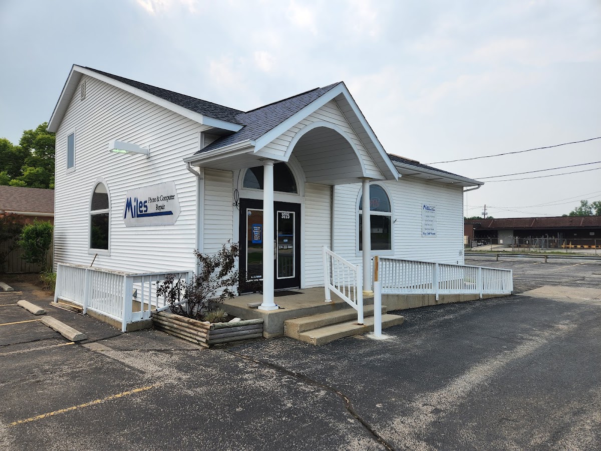 Miles Phone and Computer Repair Mobile Phone Repair in South Bend, IN photo