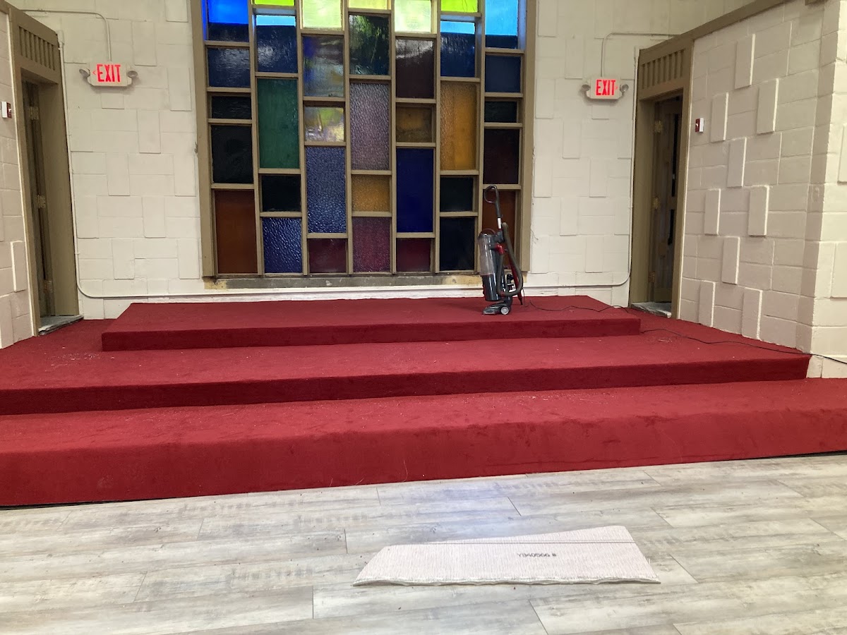 Bart's Carpet Sales Flooring Contractor in North Kingstown, RI photo