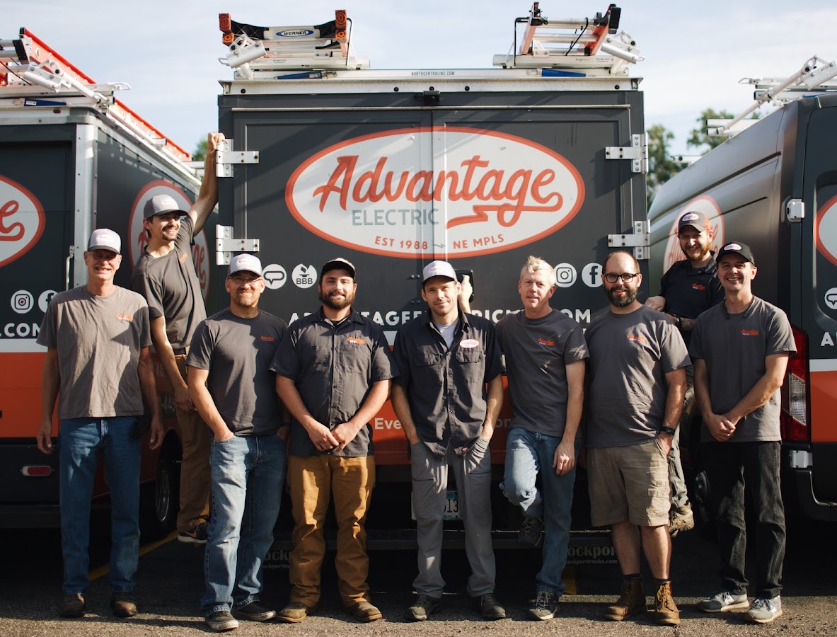 Advantage Electric Electrician in Everett, WA photo