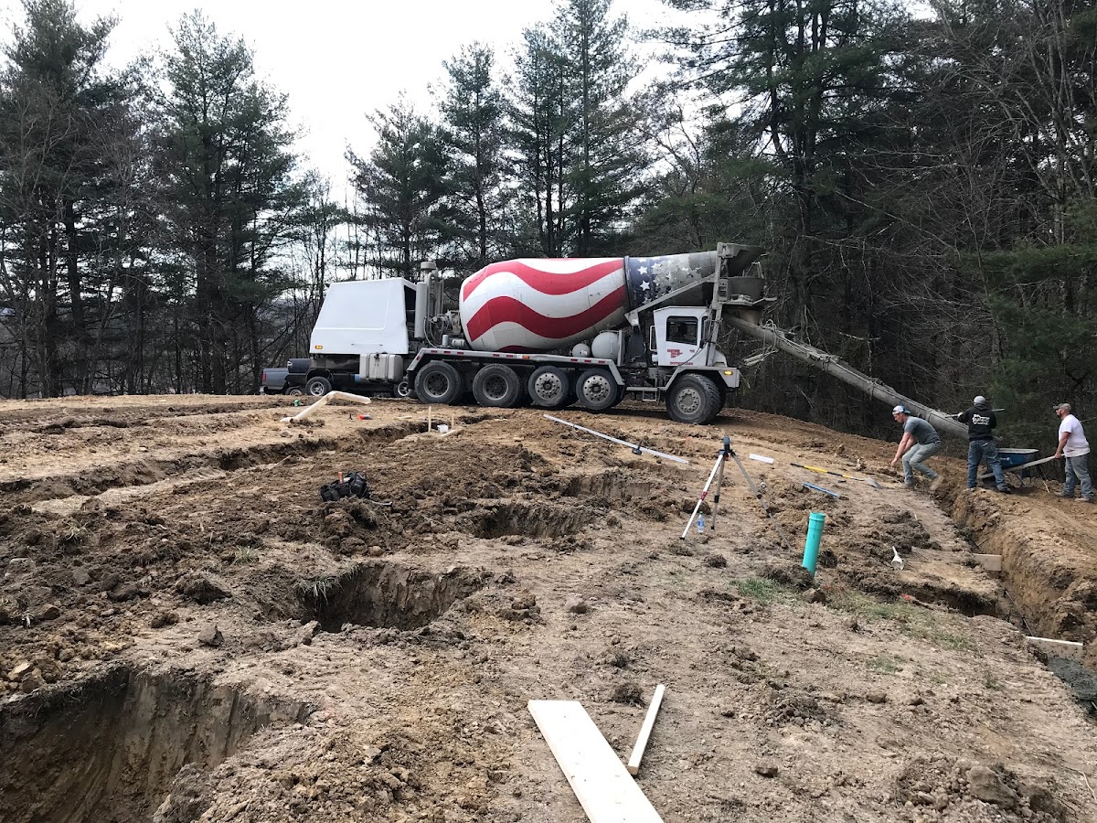 Universal Innovations Consulting and Contracting, LLC Construction Company in Beckley, WV photo