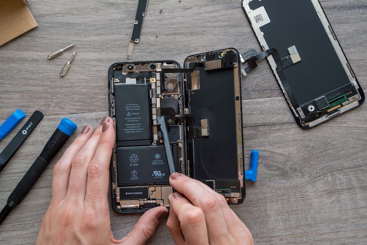 Stratton Electronics - Repair Service & Sales Phone Repair Service in Lima, OH photo