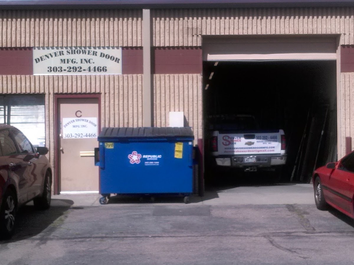 Denver Shower Door Manufacturing Shower Door Shop in Denver, CO photo