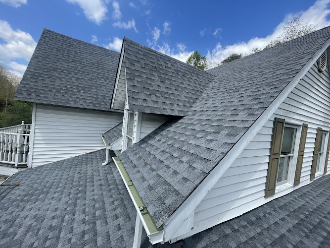 Superior Home Specialists Roofing Contractor in St Albans, WV photo