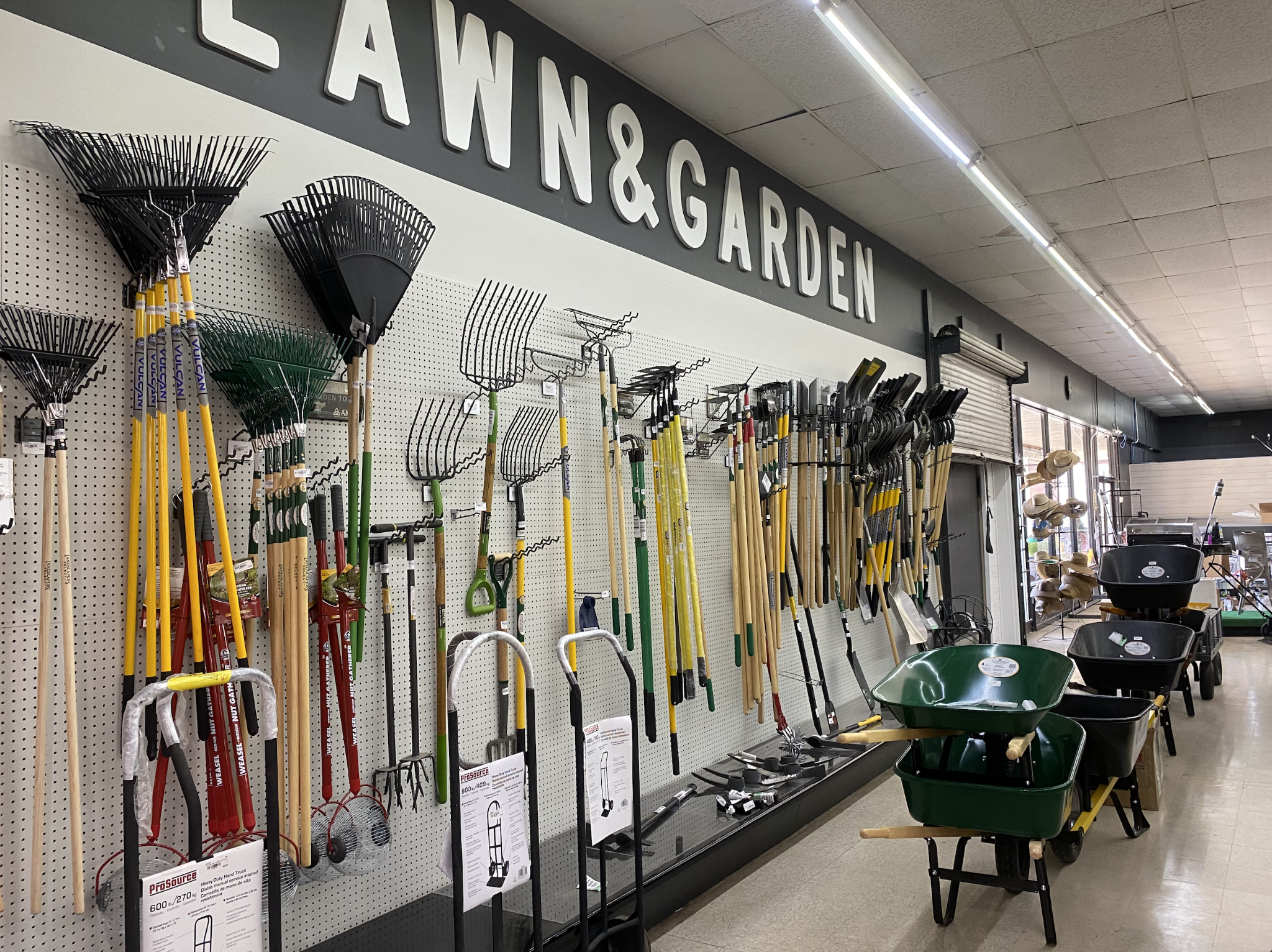 Fountain Building Supply gallery photo