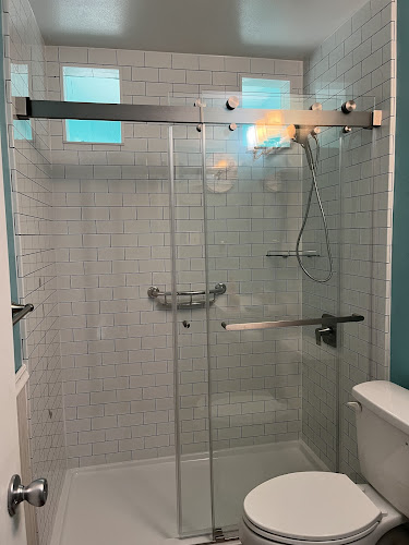 Bathroom Excellence Remodeler in St Charles, MO photo