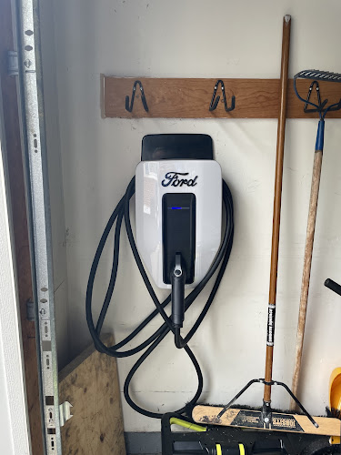 PRO Electric plus HVAC Electrician in Fairfax, VA photo