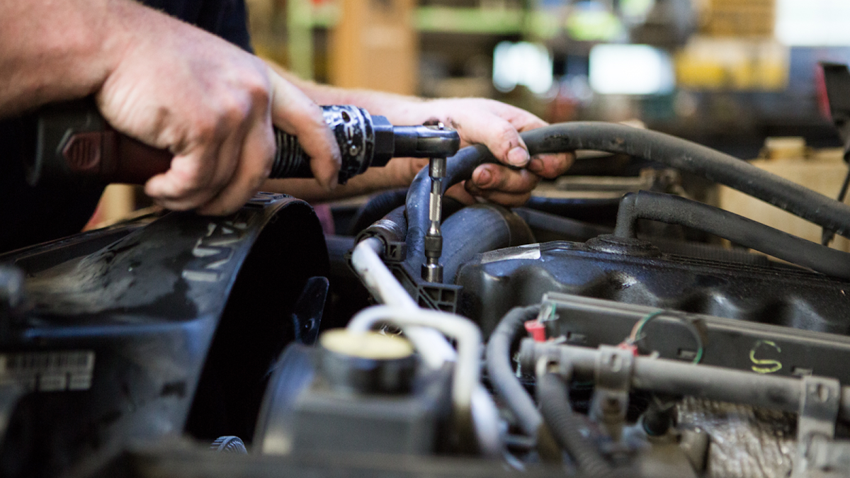 Maywood Auto Repair Auto Repair in Independence, MO photo