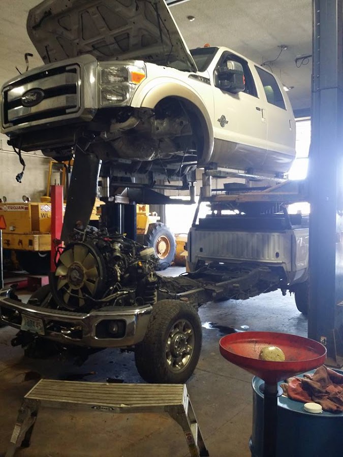 J & H Automotive Services Center Auto Repair Shop in Warwick, RI photo