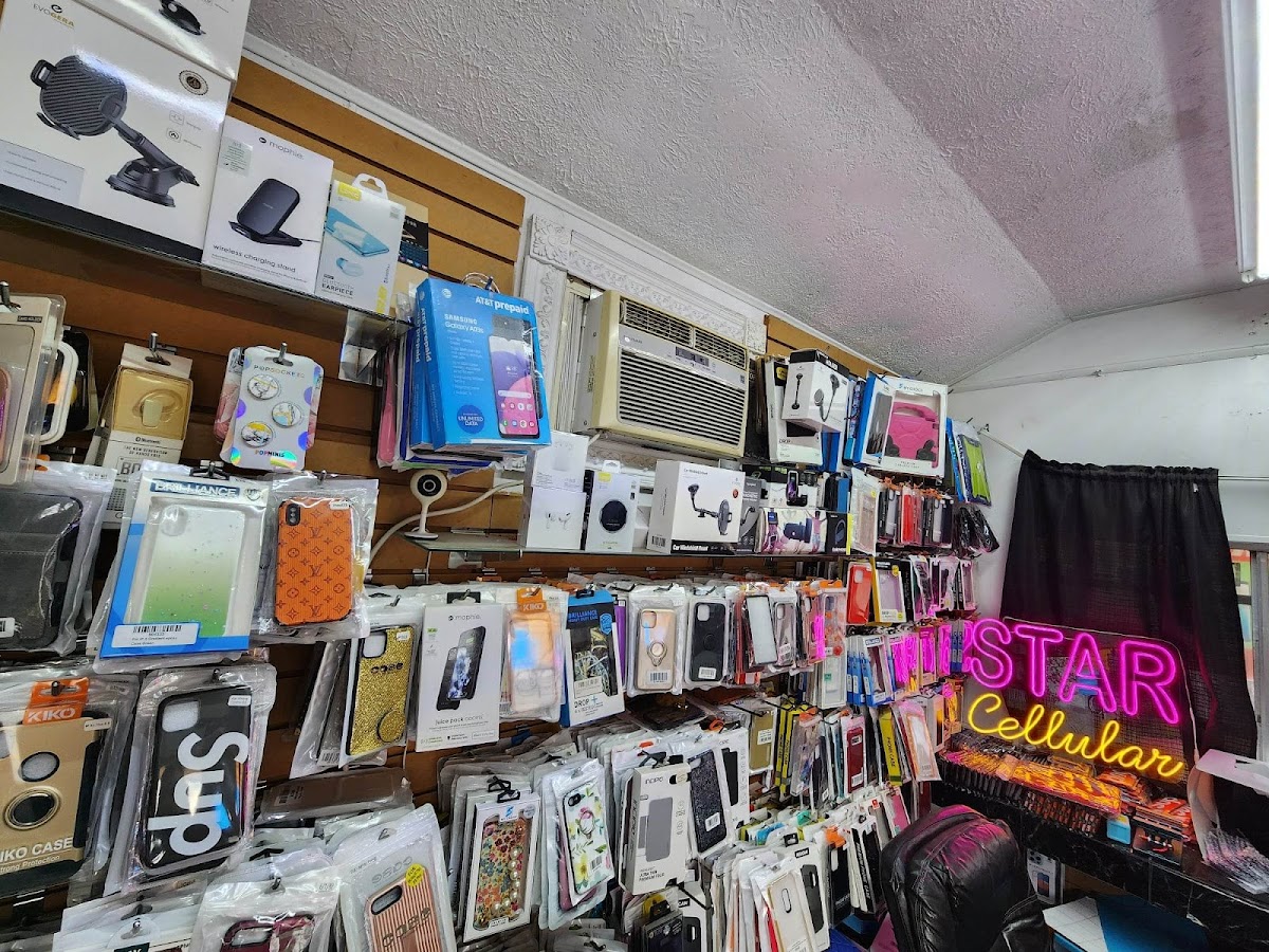 Gallery photo for Star Cellular - Phones + Repairs & accessories. in Nederland, TX