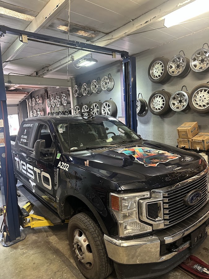 Tirez & More Tire Shop in Topeka, KS photo