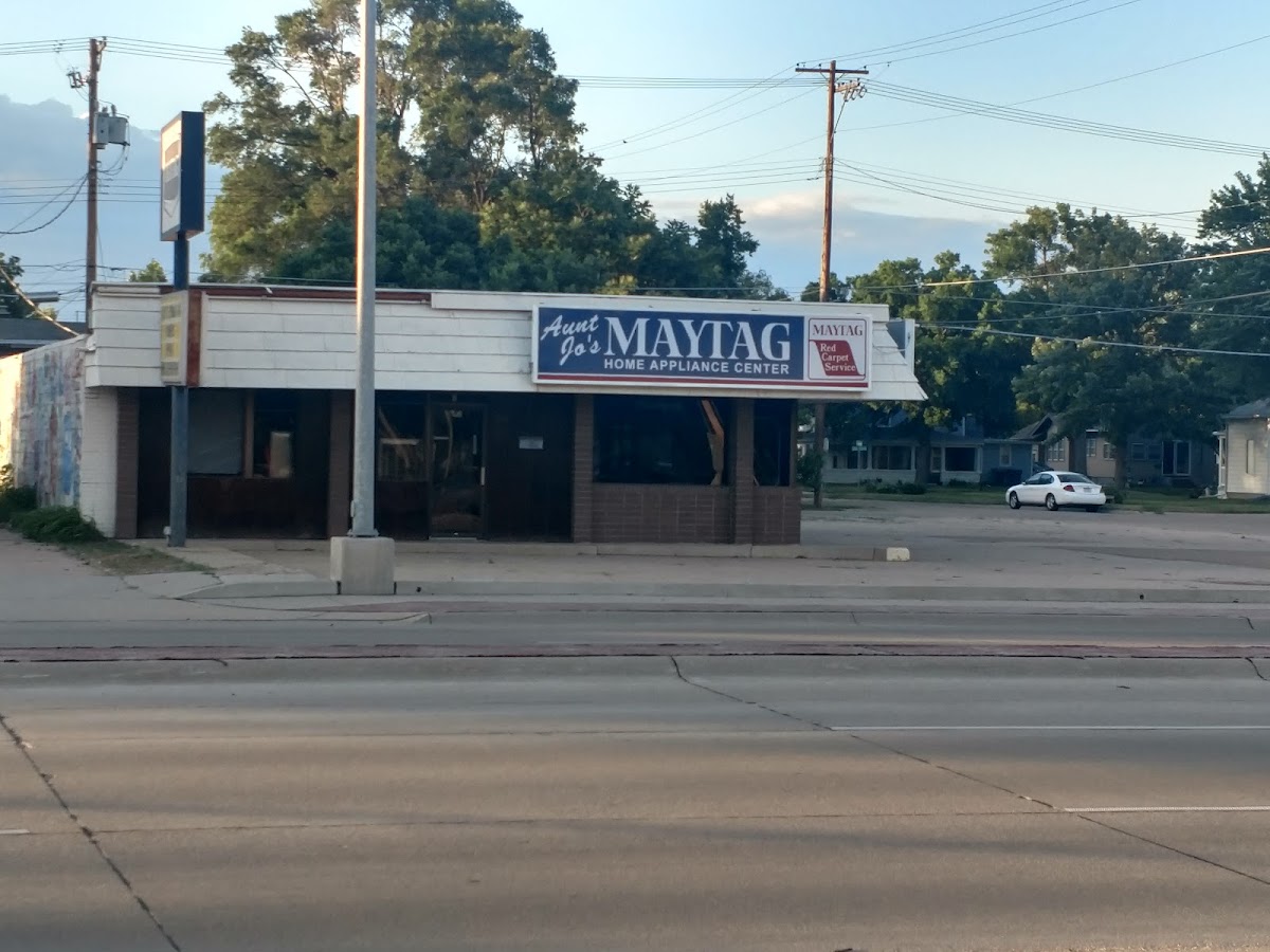 Aunt Jo's Maytag-Home Appliance Center Appliance Repair Service in Kearney, NE photo