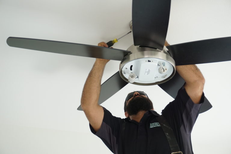 Walter's Electric Inc Electrician in Hilo, HI photo