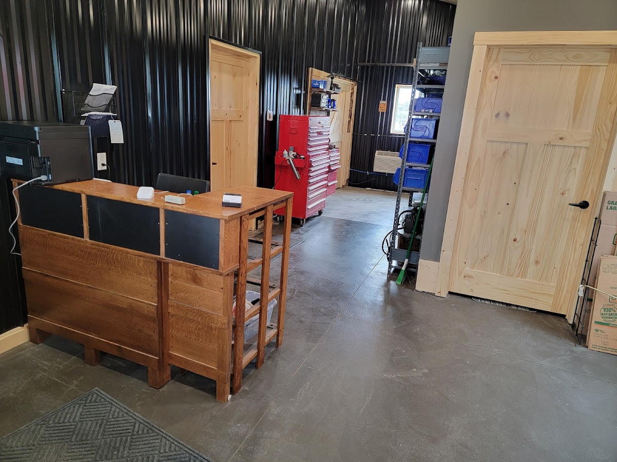 Ryan’s Repair CR Lawn Mower Repair Service in Anamosa, IA photo