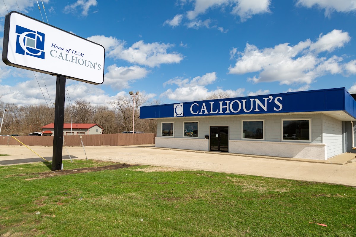 Calhoun's Flooring Contractor in Springfield, IL photo