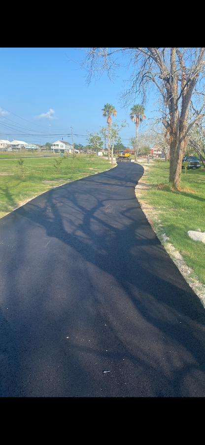 General Asphalt Paving Contractor in Denham Springs, LA photo