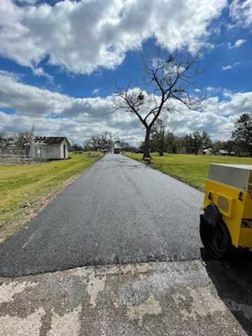 DH Asphalt - Paving Contractors Sunset LA Asphalt Contractor in Sunset, LA photo