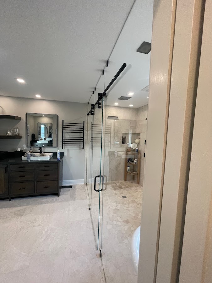 R and C Glass Glass Repair Service in Export, PA photo