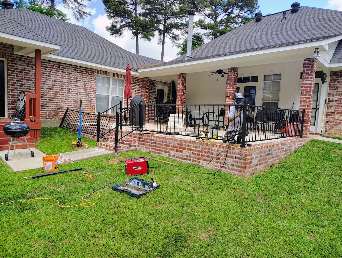 Andrew's Gates fencing and welding services Fence Contractor in Shreveport, LA photo