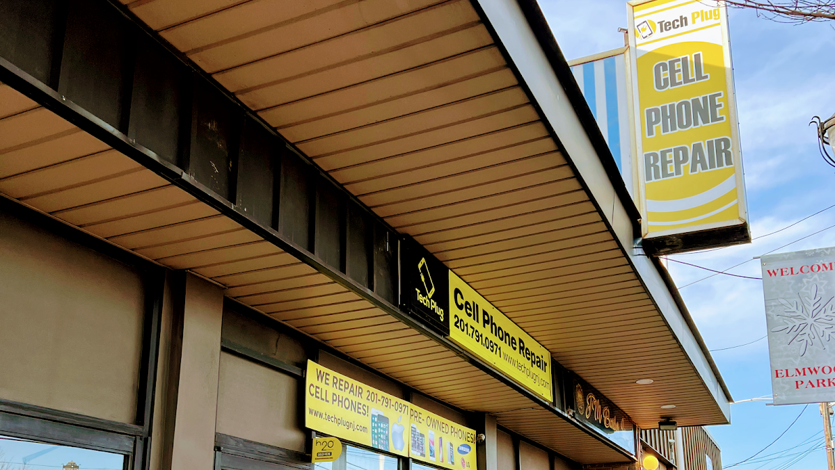 Tech Plug Cell Phone Repair Electronics Repair Shop in Elmwood Park, NJ photo