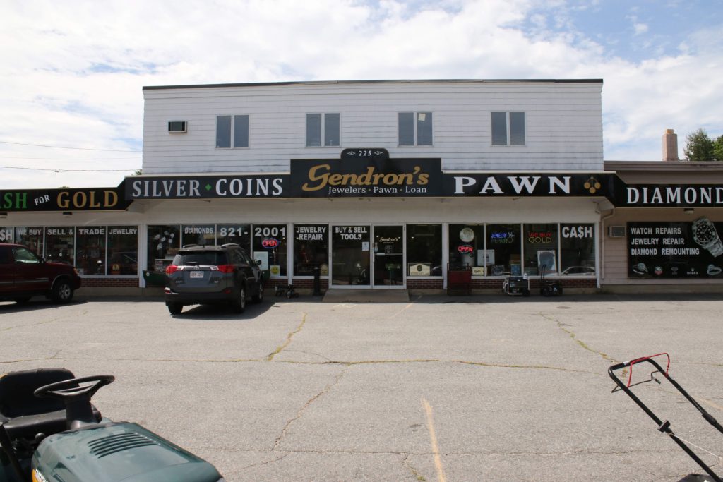 Gendron's Jewelers Jewelry Repair in West Warwick, RI photo