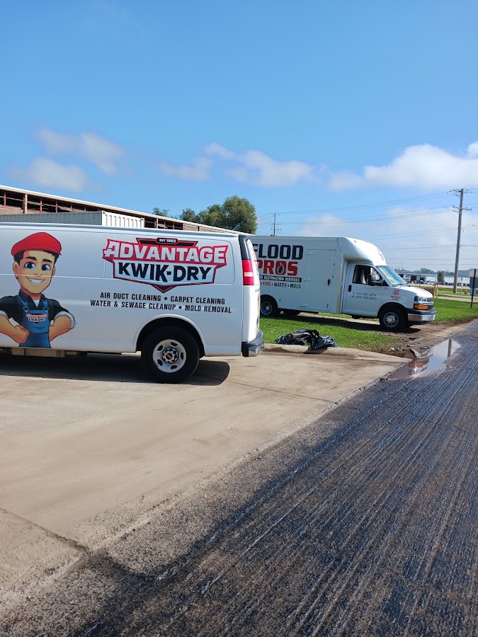 Flood Pros Water Damage Restoration Water Damage Restoration Service in Machesney Park, IL photo
