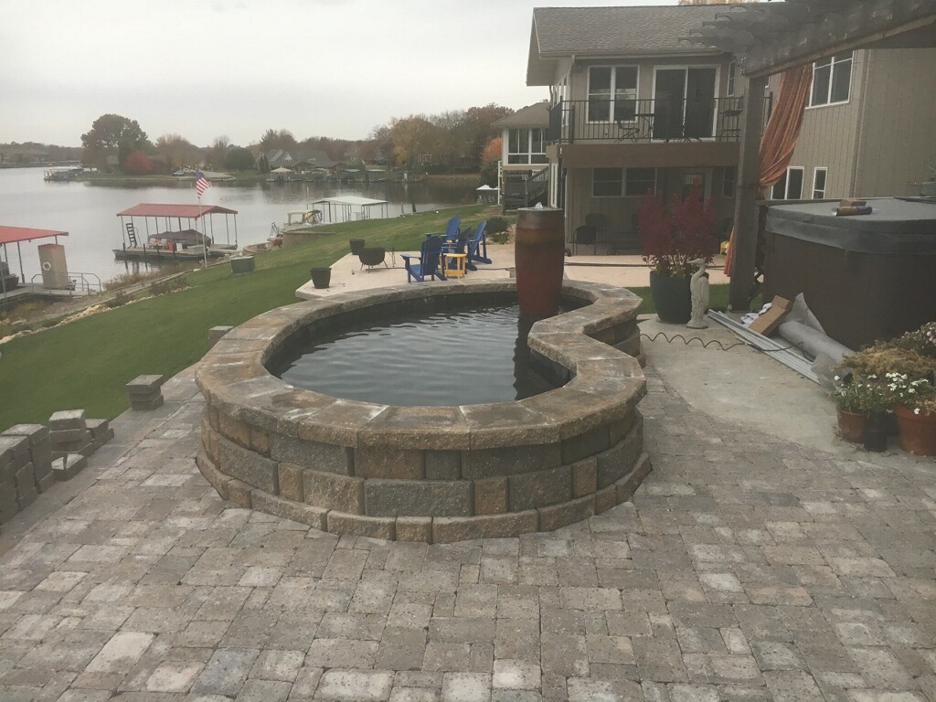 Horizontal Earthworks Landscape Designer in Kansas City, MO photo
