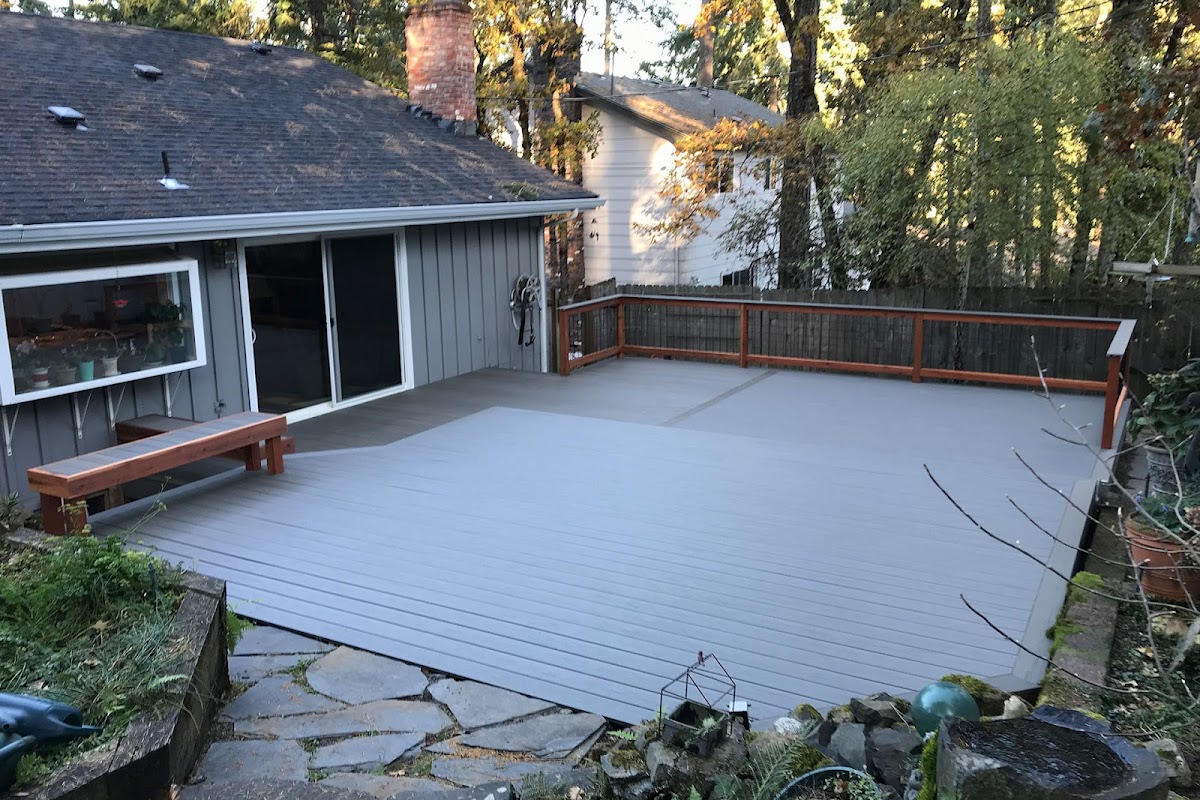 Willamette Valley General Contractors Deck Builder in Eugene, OR photo