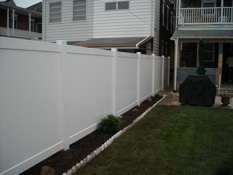 Don L. Castillo Jr. The Fence Guy Fence Contractor in Harrisburg, PA photo