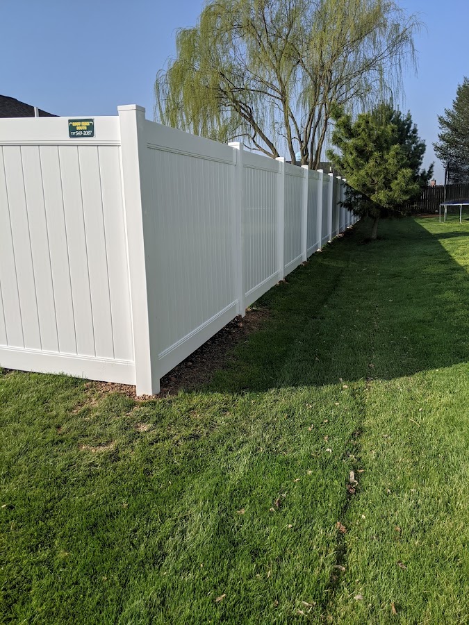 BMW Fences and Decks Fence Contractor in Harrisburg, PA photo
