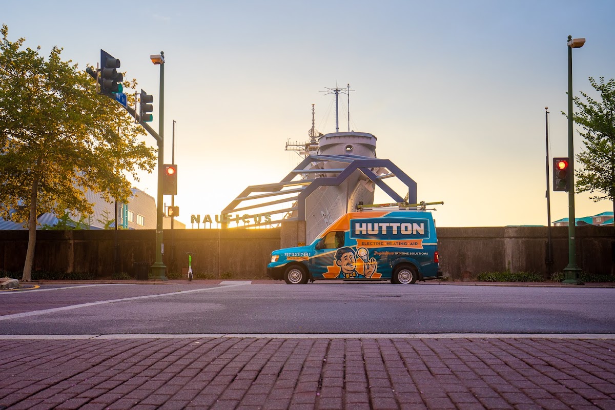 Hutton Electric, Heating & Air Electrician in Norfolk, VA photo