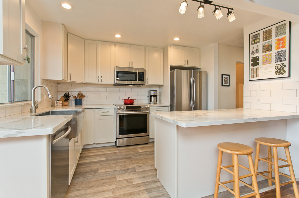 Pivotto's Renovation INC Construction Company in Waialua, HI photo