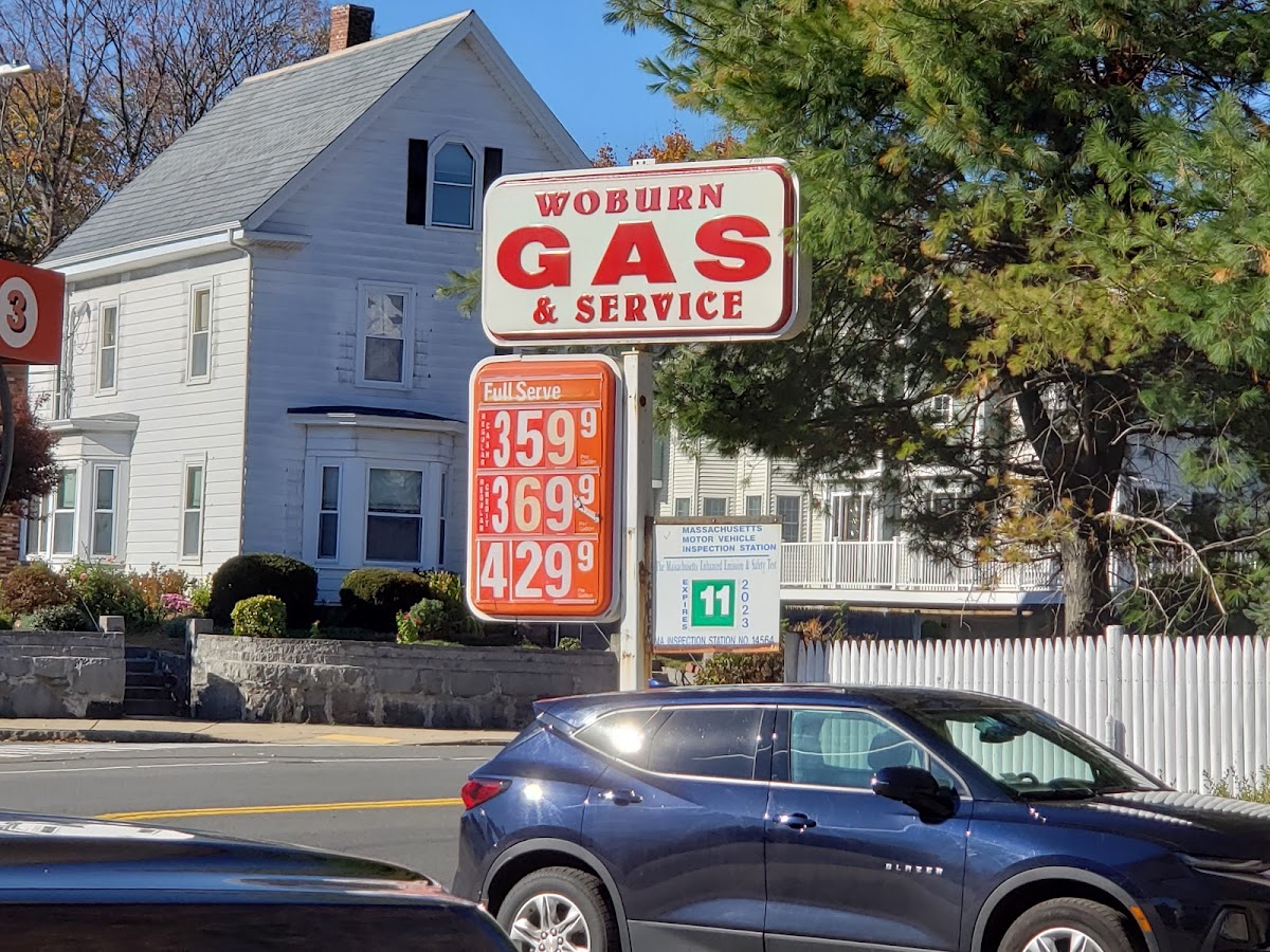 Woburn Gas & Services Inc Gas Station in Woburn, MA photo