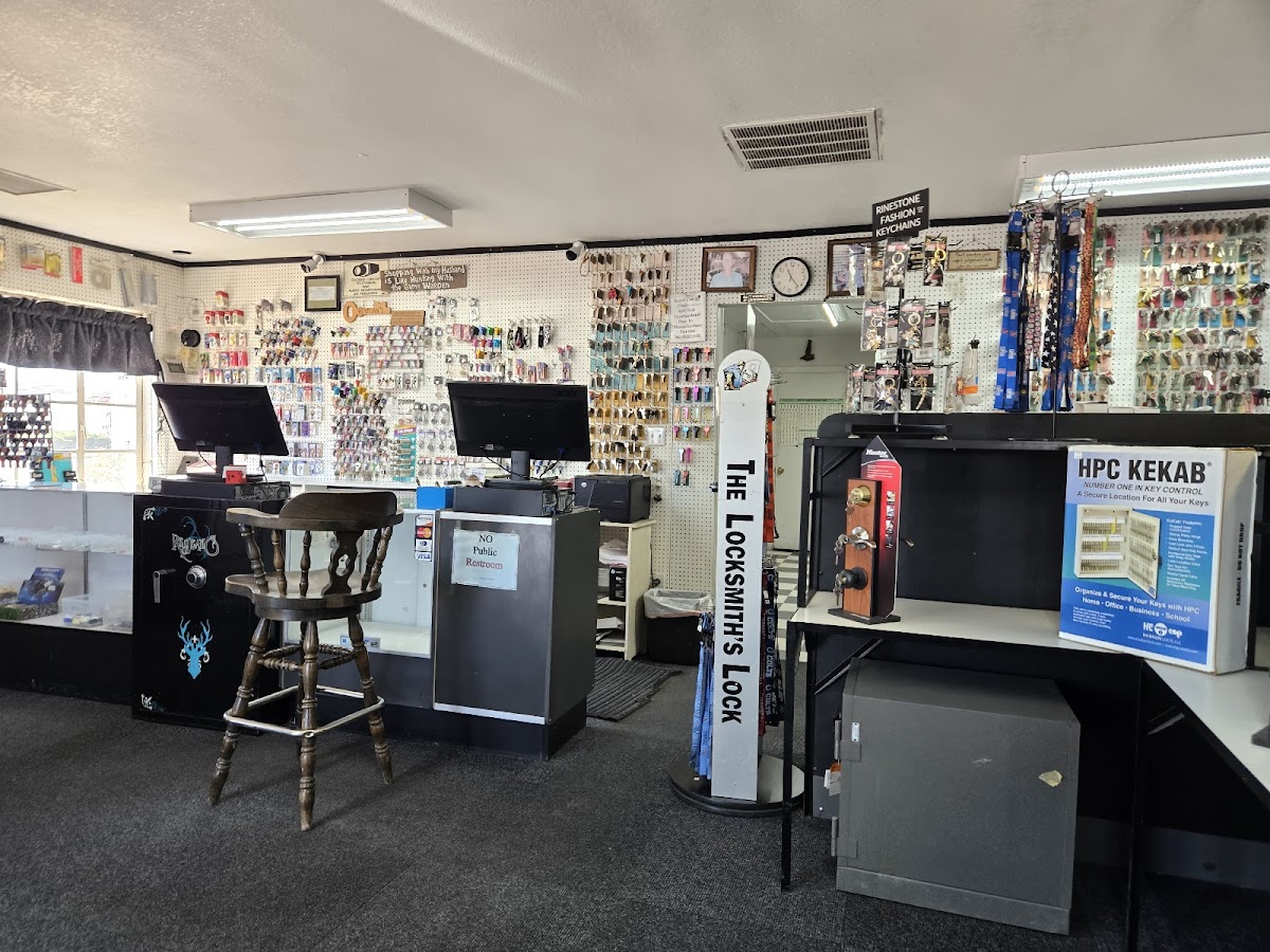Reyjeans Inc Locksmith in Farmington, NM photo
