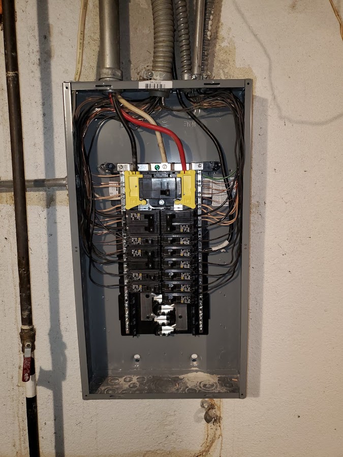 Led Electric LLC Electrician in Toledo, OH photo