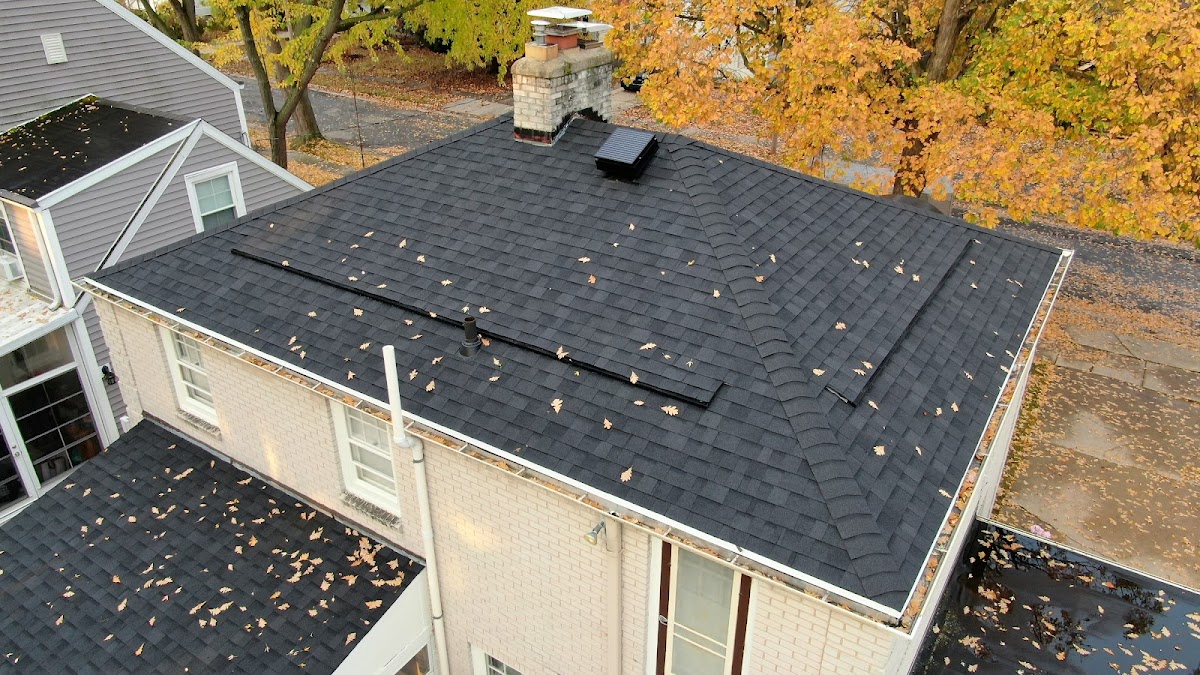 Home Pro Roofing Roofing Contractor in Neenah, WI photo