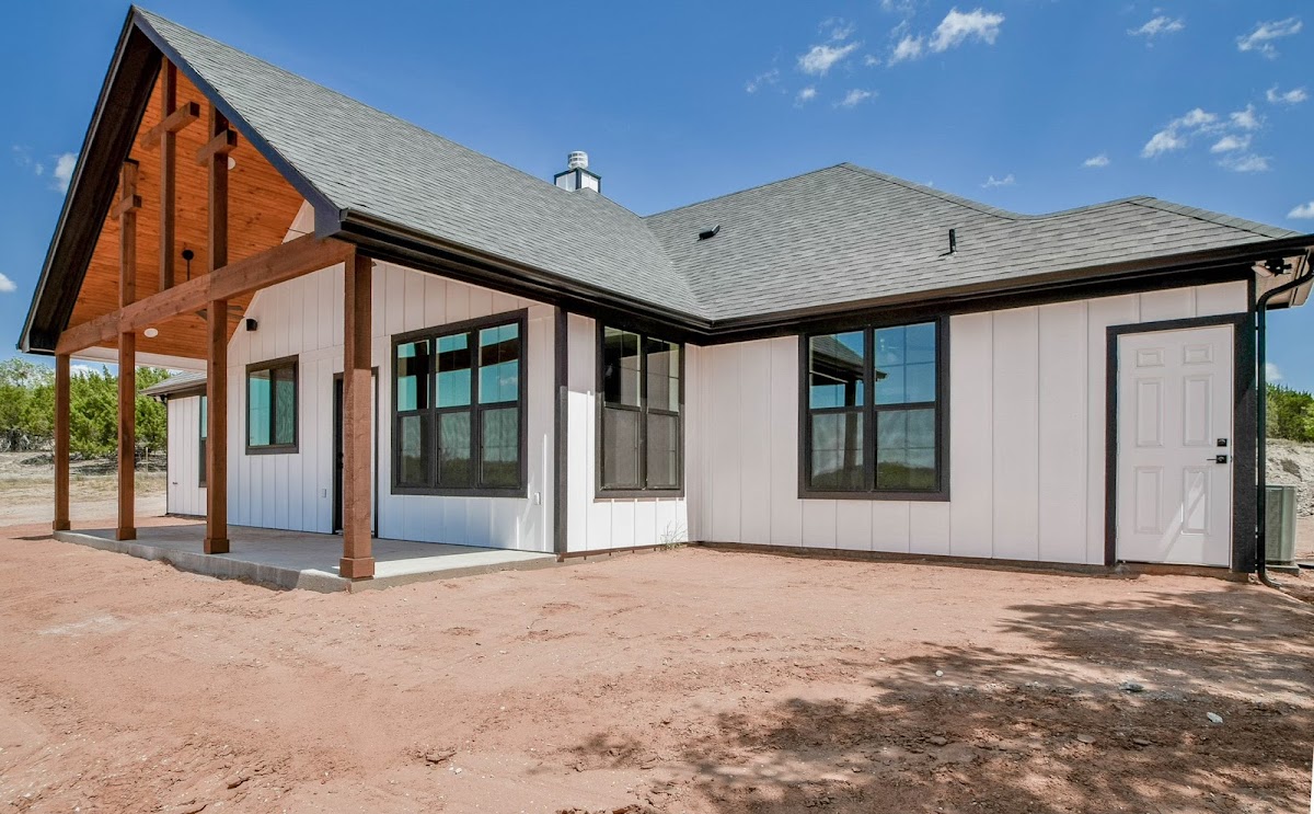 Oshkosh Roofing Experts Roofing Contractor in Oshkosh, WI photo