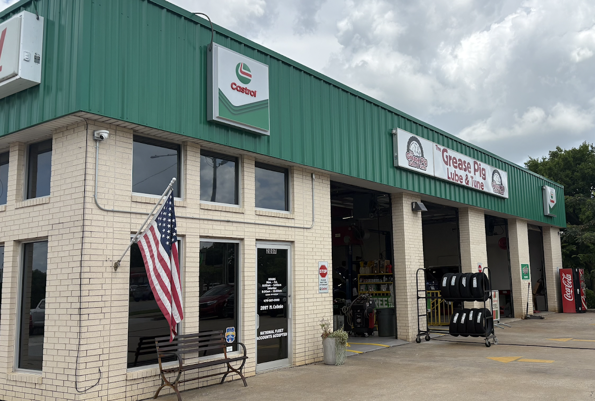 The Grease Pig Lube & Tune Car Repair And Maintenance Service in Fayetteville, AR photo