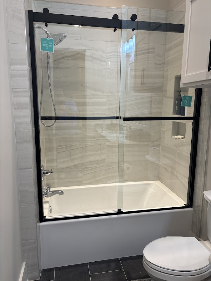 Evans Glass and Door Window Installation Service in Hattiesburg, MS photo