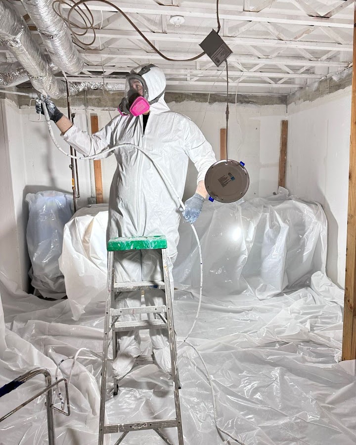 Elite Restoration Inc Water Damage Restoration Service in North Hampton, NH photo