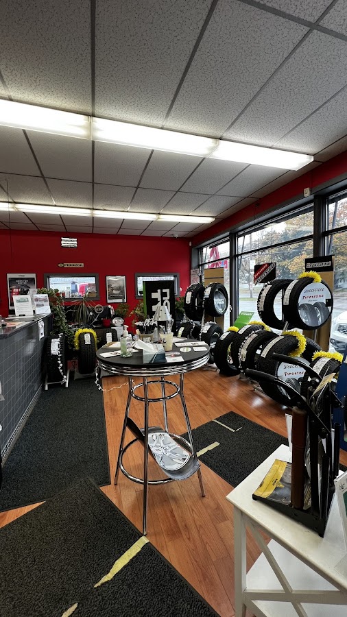 J & L Service Center Inc Auto Repair Shop in St Albans City, VT photo