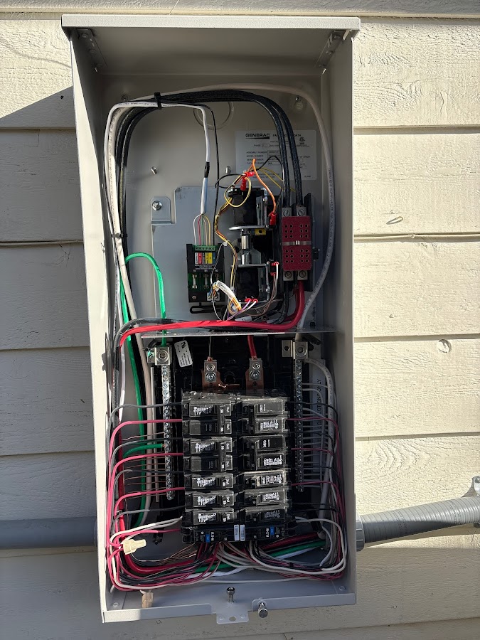 Luminex Electric Works LLC Electrician in Issaquah, WA photo