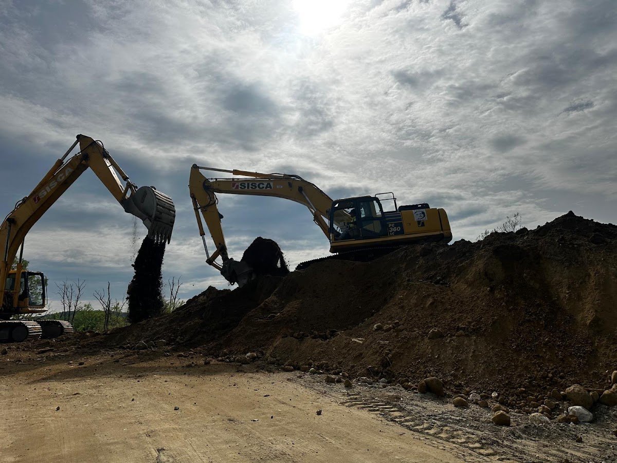 Leo Brothers Contracting Construction Company in Danbury, CT photo