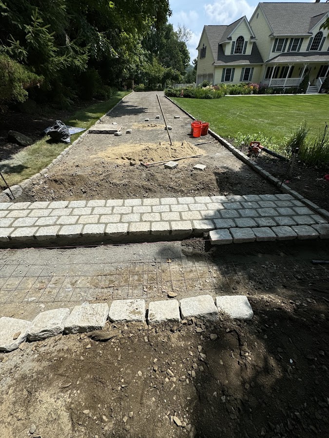 Stanley Hardscapes - Sealcoating & Masonry Masonry Contractor in Brookfield, CT photo