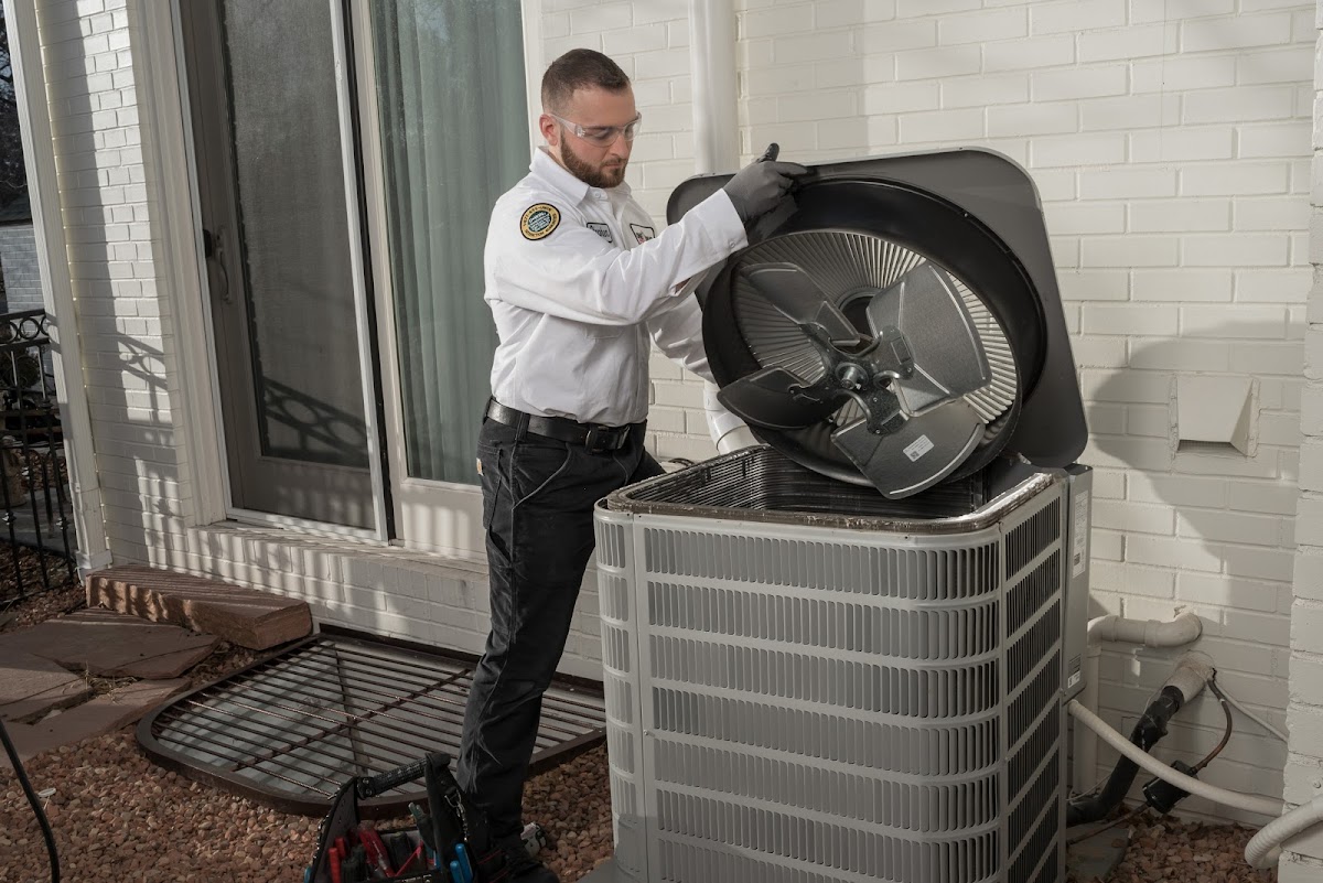 One Hour Heating & Air Conditioning® of Ames Hvac Contractor in Ames, IA photo