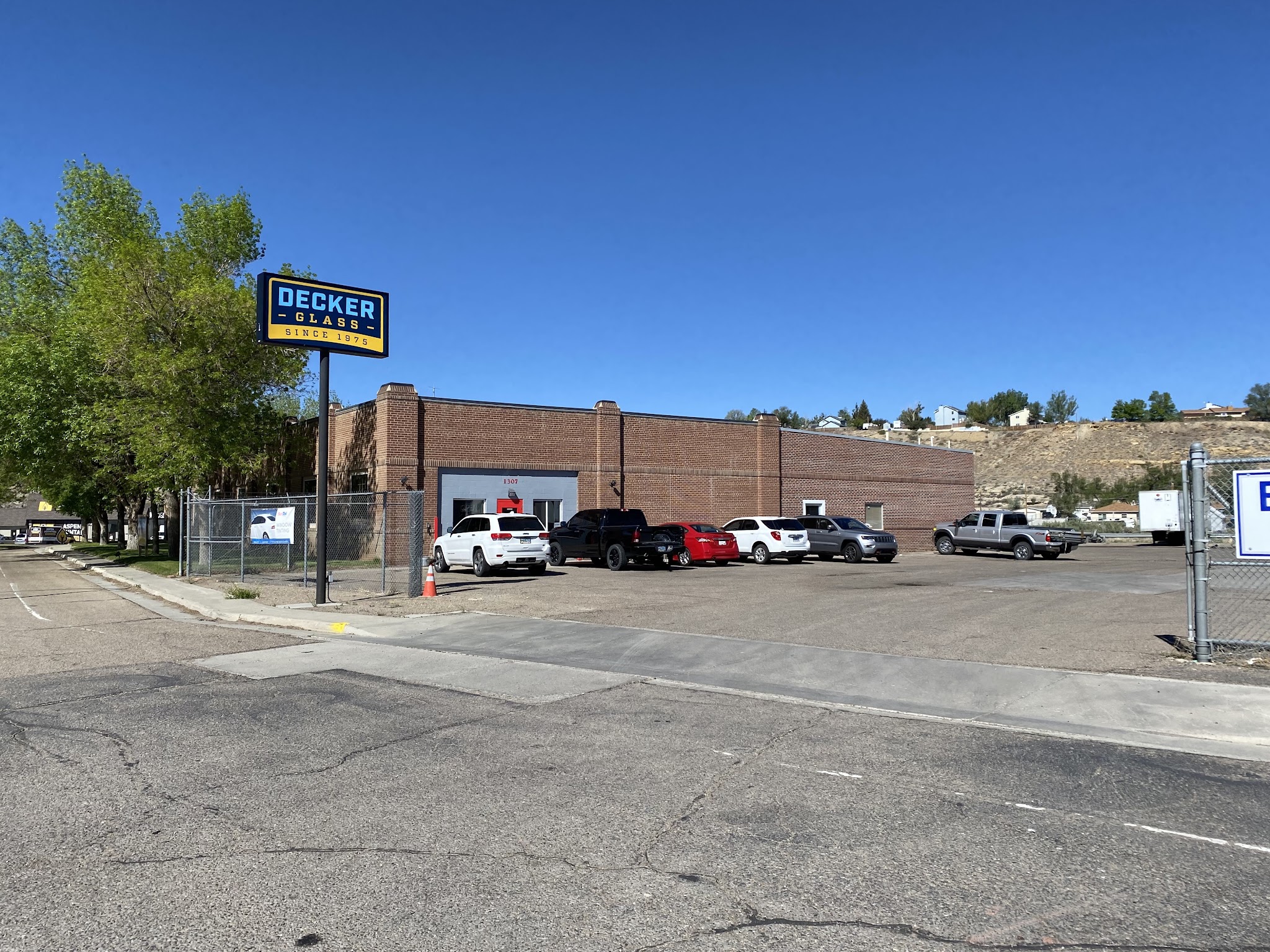 Decker Glass Auto Glass Shop in Rock Springs, WY photo